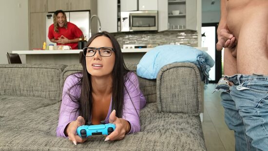 И ты это называешь членом?