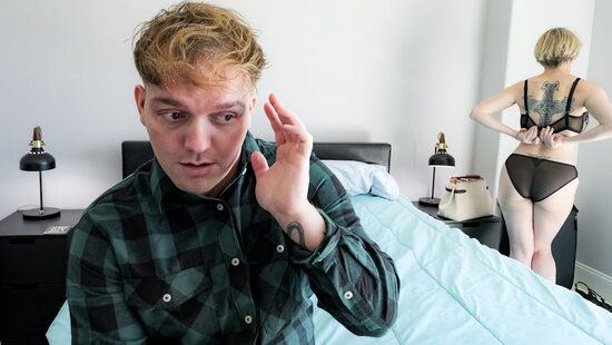 Делить кровать и наполнять мамку спермой