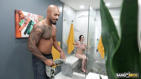 Молочко из силиконовых сисек