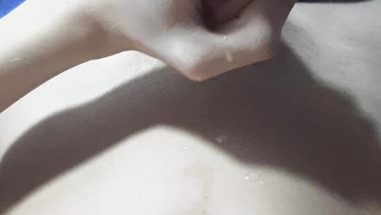 Случайно кончил)