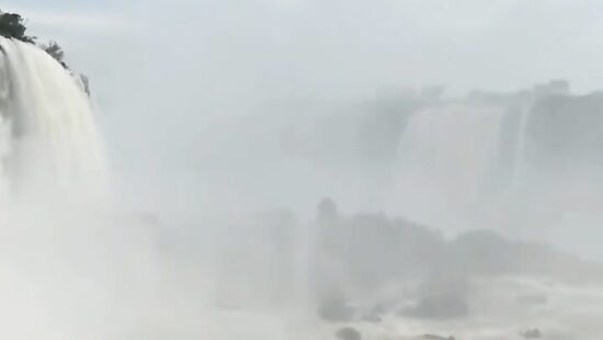 водопады водопадами, а сиськи Евы лучше